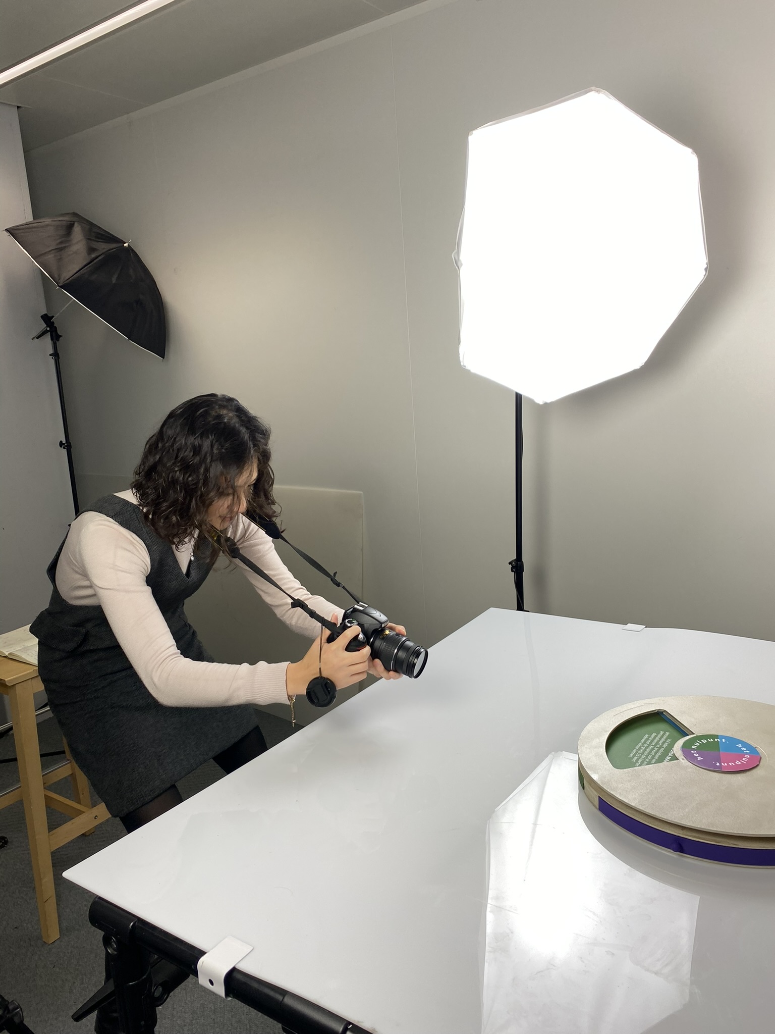 Shooting in the photo studio (M1.1)