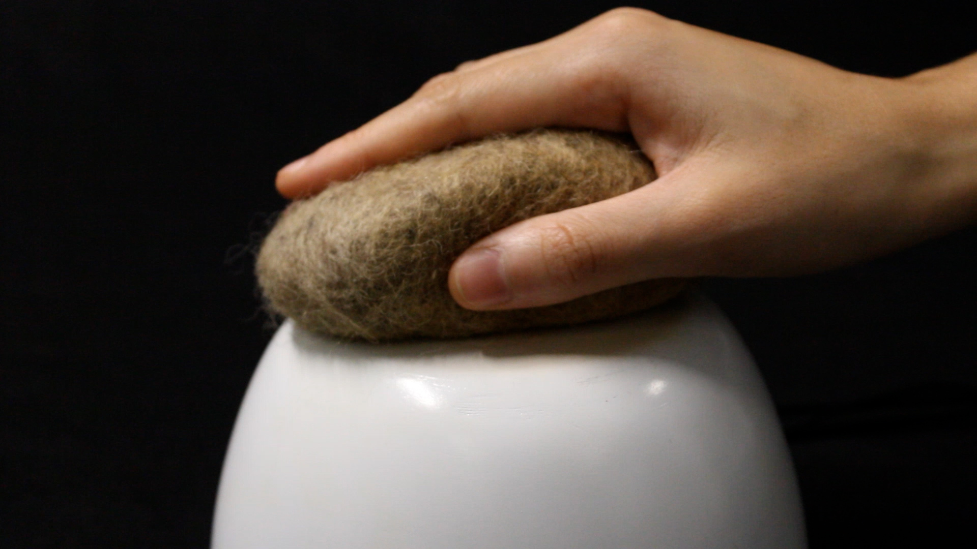 Manipulating the feel of wool (IM)